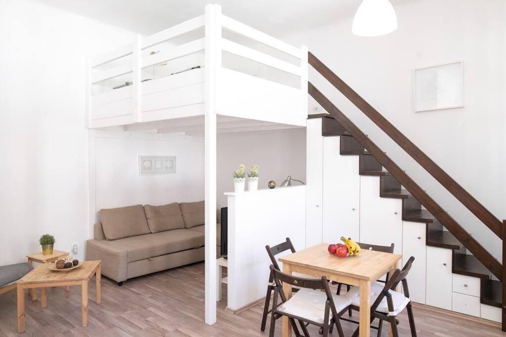 N28 Studio Next To Andrassy Boulevard. بودابست المظهر الخارجي الصورة